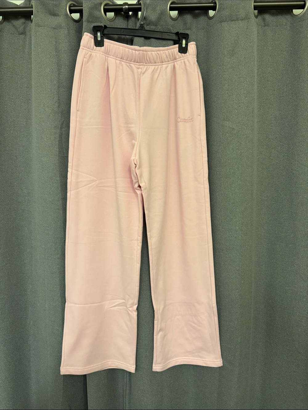Comfrt lightweight fleece, straighten pants color is powder pink